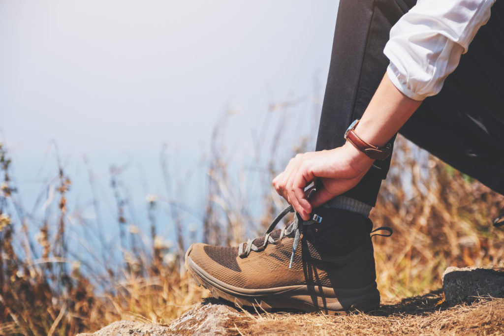 W przypadku obuwia alpinistycznego czy trekkingowego, gdzie często dystanse sięgają kilkudziesięciu kilometrów w ciągu jednego dnia niezwykle istotna jest lekkość butów